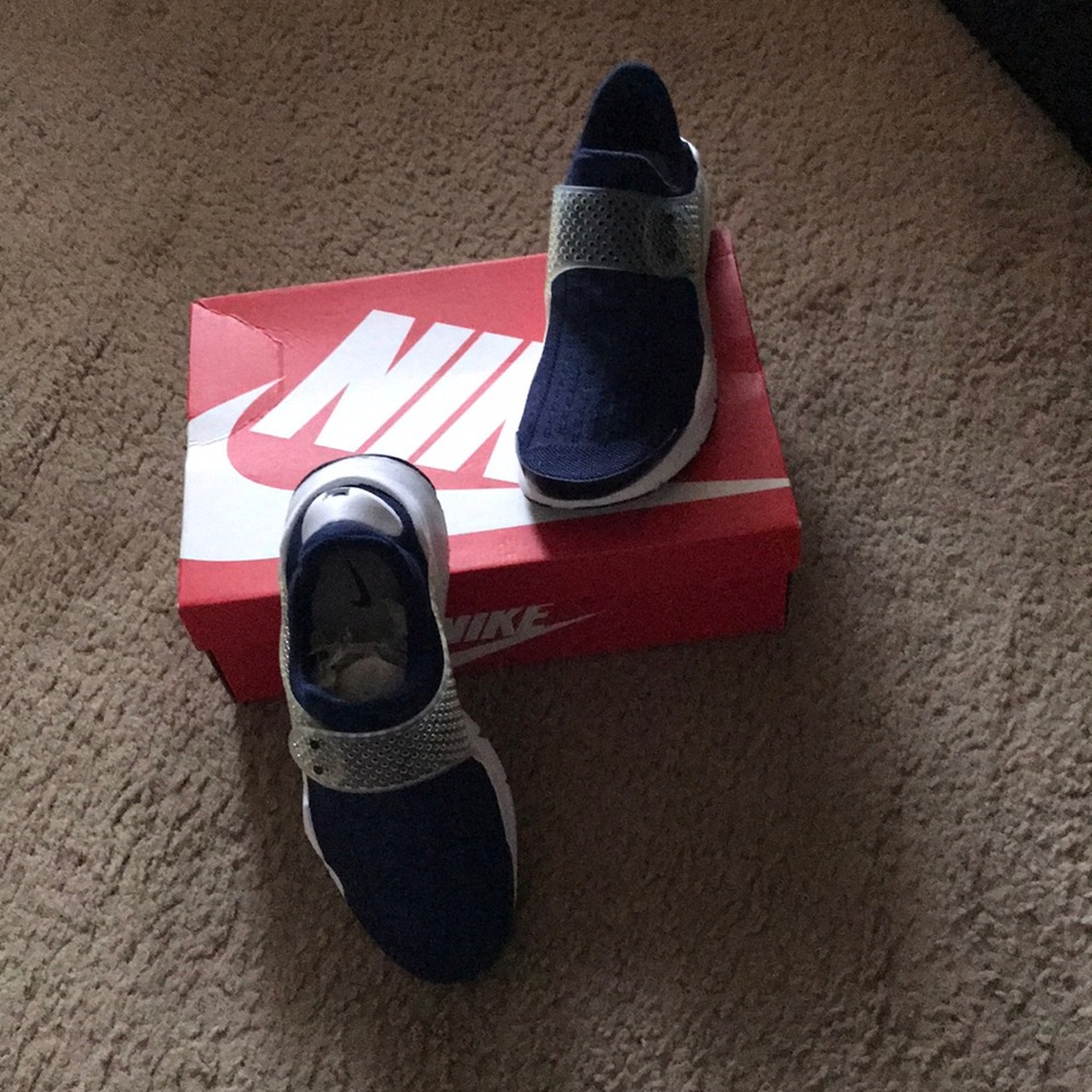 Nike Sock Dart KJCRD Tennis Shose
